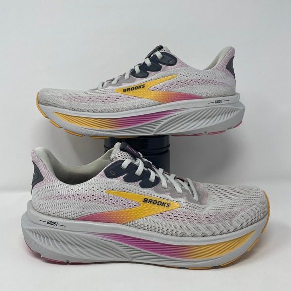 Brooks Ghost 17 Shoes Women's Size 9 Medium B Oyster Apricot Pink Sneakers - Picture 2 of 8